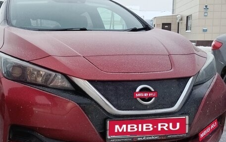 Nissan Leaf II, 2018 год, 1 200 000 рублей, 1 фотография