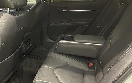 Toyota Camry, 2021 год, 3 350 000 рублей, 12 фотография