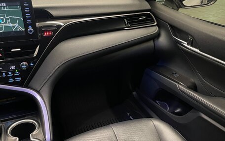 Toyota Camry, 2021 год, 3 350 000 рублей, 16 фотография