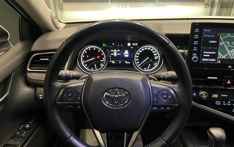 Toyota Camry, 2021 год, 3 350 000 рублей, 17 фотография