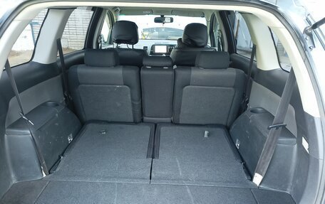 Toyota Wish II, 2004 год, 805 000 рублей, 15 фотография