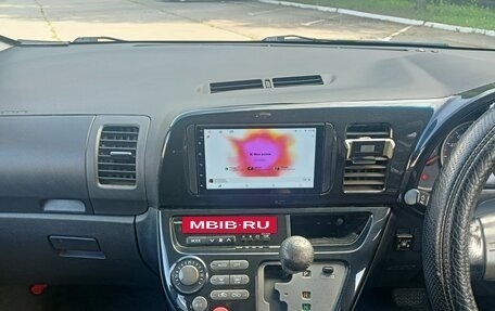 Toyota Wish II, 2004 год, 805 000 рублей, 19 фотография