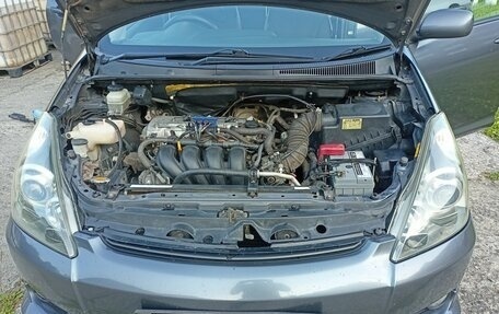 Toyota Wish II, 2004 год, 805 000 рублей, 21 фотография