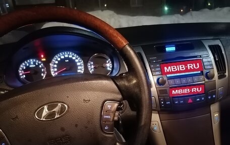 Hyundai Sonata VI, 2008 год, 850 000 рублей, 4 фотография