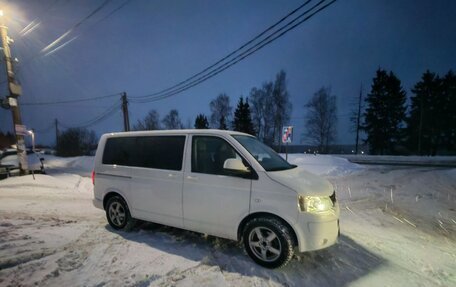 Volkswagen Caravelle T5, 2012 год, 1 770 000 рублей, 2 фотография