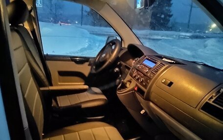 Volkswagen Caravelle T5, 2012 год, 1 770 000 рублей, 13 фотография