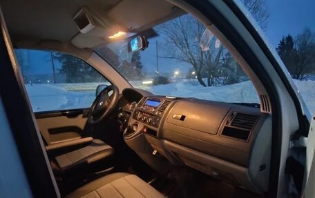 Volkswagen Caravelle T5, 2012 год, 1 770 000 рублей, 14 фотография