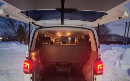 Volkswagen Caravelle T5, 2012 год, 1 770 000 рублей, 19 фотография