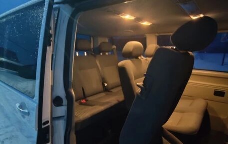 Volkswagen Caravelle T5, 2012 год, 1 770 000 рублей, 18 фотография