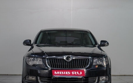 Skoda Superb III рестайлинг, 2010 год, 899 000 рублей, 2 фотография