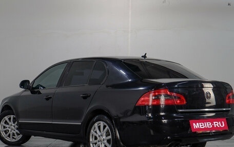 Skoda Superb III рестайлинг, 2010 год, 899 000 рублей, 7 фотография