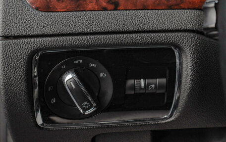 Skoda Superb III рестайлинг, 2010 год, 899 000 рублей, 12 фотография