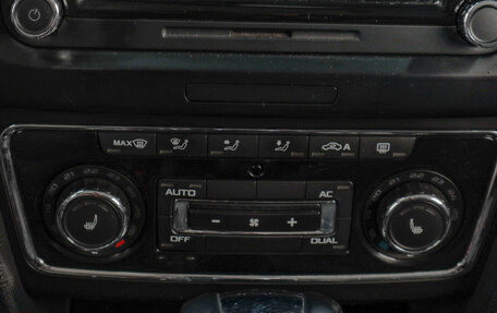 Skoda Superb III рестайлинг, 2010 год, 899 000 рублей, 17 фотография