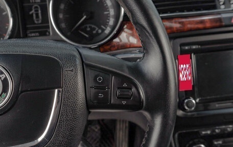 Skoda Superb III рестайлинг, 2010 год, 899 000 рублей, 15 фотография