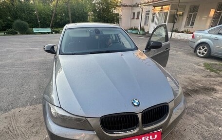 BMW 3 серия, 2009 год, 1 270 000 рублей, 2 фотография