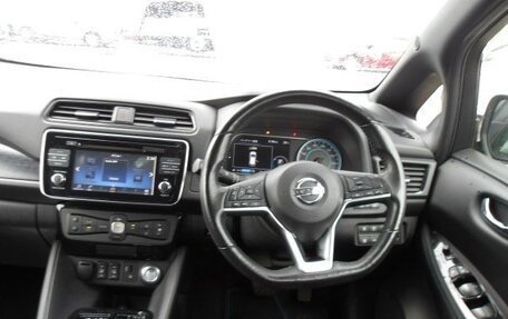 Nissan Leaf II, 2018 год, 1 200 000 рублей, 4 фотография