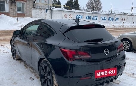 Opel Astra J, 2013 год, 800 000 рублей, 3 фотография