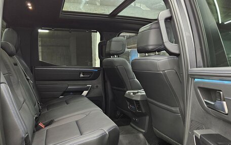 Toyota Tundra, 2024 год, 8 500 000 рублей, 30 фотография