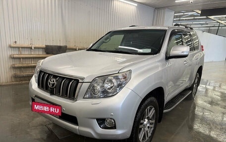 Toyota Land Cruiser Prado 150 рестайлинг 2, 2013 год, 3 499 000 рублей, 2 фотография