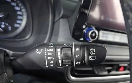 Hyundai Kona I, 2022 год, 1 730 000 рублей, 16 фотография