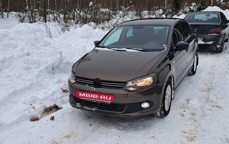 Volkswagen Polo VI (EU Market), 2014 год, 650 000 рублей, 2 фотография