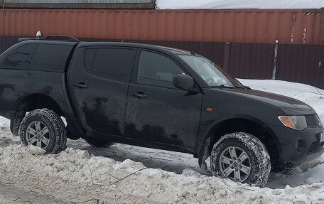 Mitsubishi L200 IV рестайлинг, 2008 год, 980 000 рублей, 7 фотография