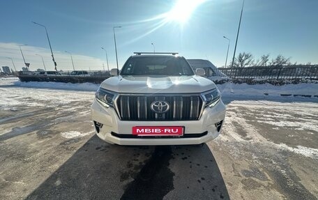 Toyota Land Cruiser Prado 150 рестайлинг 2, 2018 год, 4 990 000 рублей, 3 фотография