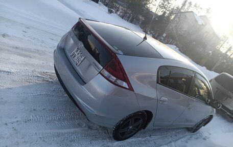 Honda Insight II рестайлинг, 2012 год, 850 000 рублей, 3 фотография