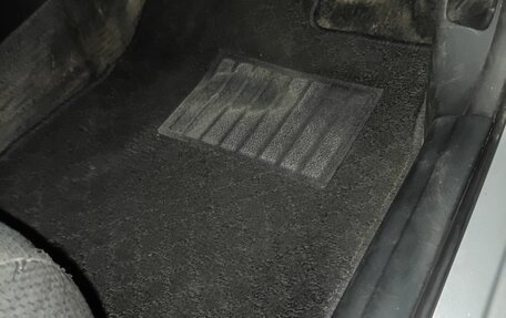 Honda Insight II рестайлинг, 2012 год, 850 000 рублей, 15 фотография