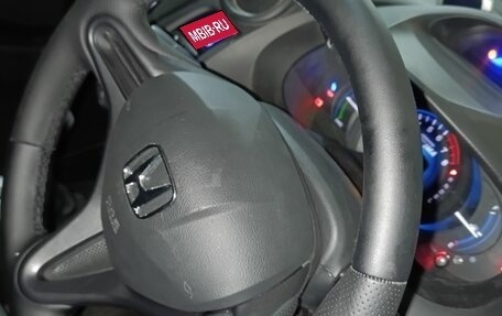 Honda Insight II рестайлинг, 2012 год, 850 000 рублей, 16 фотография