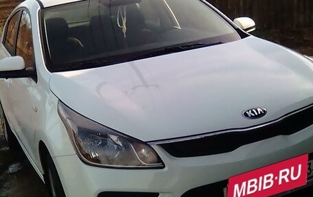 KIA Rio IV, 2019 год, 1 800 000 рублей, 1 фотография