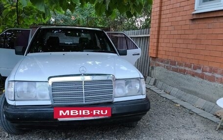 Mercedes-Benz W124, 1986 год, 220 000 рублей, 2 фотография