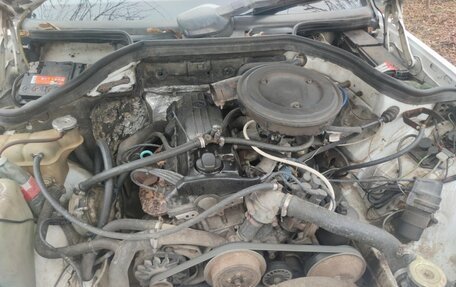 Mercedes-Benz W124, 1986 год, 220 000 рублей, 8 фотография