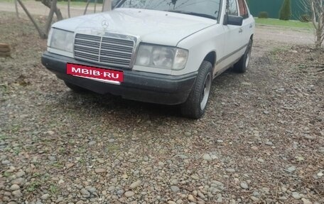 Mercedes-Benz W124, 1986 год, 220 000 рублей, 4 фотография