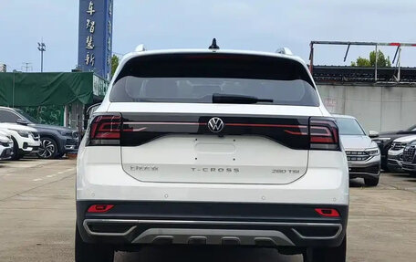 Volkswagen T-Cross I, 2022 год, 1 300 000 рублей, 5 фотография