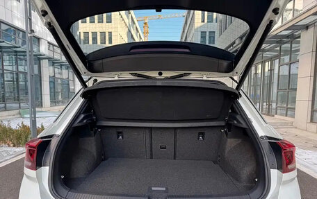 Volkswagen T-Roc I, 2022 год, 1 500 000 рублей, 20 фотография