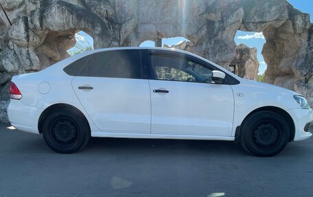 Volkswagen Polo VI (EU Market), 2012 год, 520 000 рублей, 2 фотография