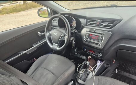 KIA Rio III рестайлинг, 2016 год, 900 000 рублей, 4 фотография