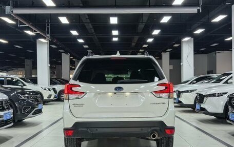 Subaru Forester, 2022 год, 3 830 000 рублей, 2 фотография