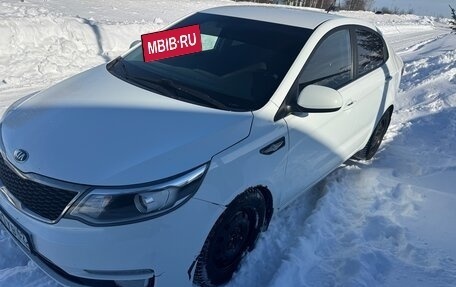 KIA Rio III рестайлинг, 2016 год, 900 000 рублей, 6 фотография