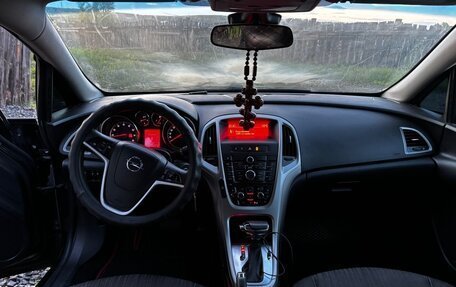 Opel Astra J, 2011 год, 750 000 рублей, 6 фотография