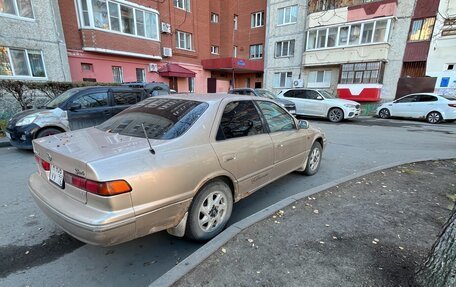 Toyota Camry, 1997 год, 400 000 рублей, 5 фотография