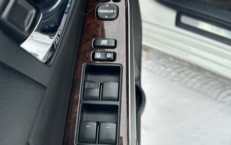 Toyota Camry, 2017 год, 2 380 000 рублей, 8 фотография