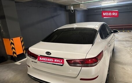 KIA Optima IV, 2019 год, 2 350 000 рублей, 4 фотография