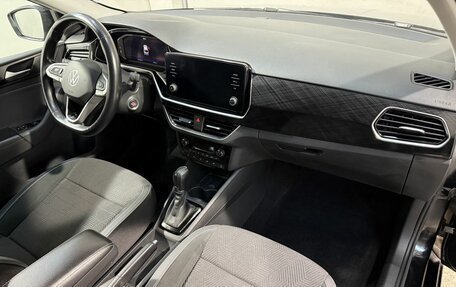 Volkswagen Polo VI (EU Market), 2022 год, 1 999 800 рублей, 3 фотография