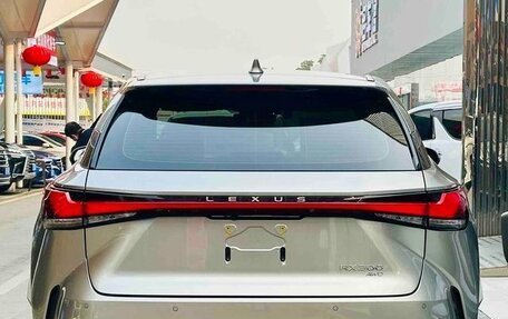 Lexus RX IV рестайлинг, 2025 год, 6 890 000 рублей, 4 фотография