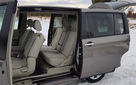 Toyota ISis I, 2010 год, 1 315 000 рублей, 16 фотография