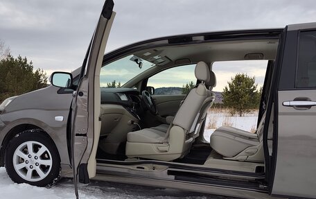 Toyota ISis I, 2010 год, 1 315 000 рублей, 17 фотография