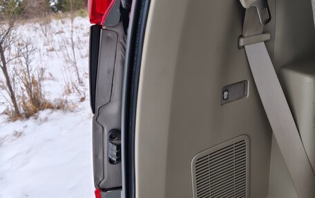 Toyota ISis I, 2010 год, 1 315 000 рублей, 11 фотография