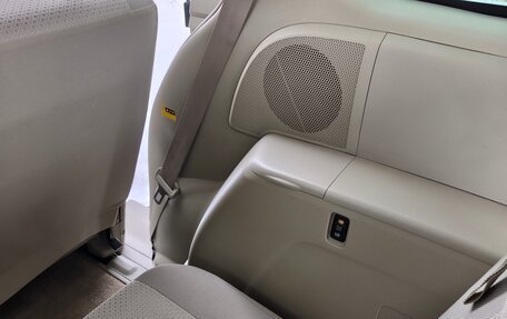 Toyota ISis I, 2010 год, 1 315 000 рублей, 13 фотография